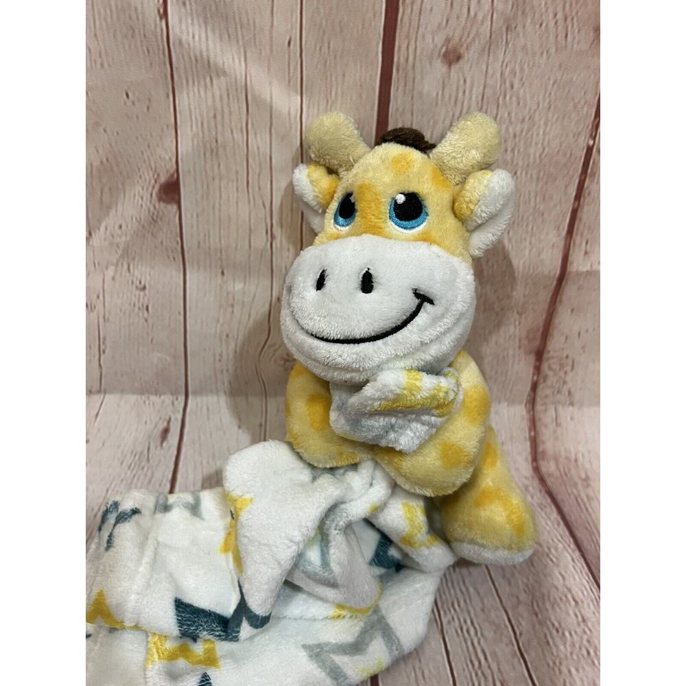 Little Beginnings Giraffe 7" Plush Security Blanket Lovey Baby Yellow Blue Star